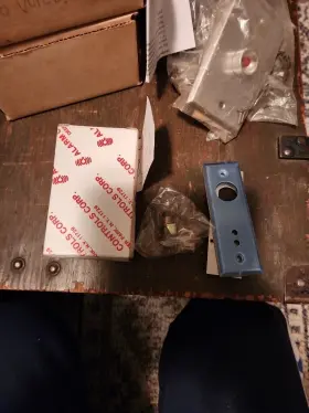 RP-3 ALARM CONTROLS Remote Push Plate #2