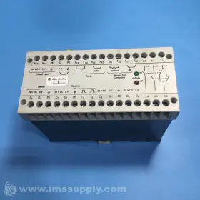 440L-M8200 ALLEN BRADLEY Safety Relay Interface Vdc Usip