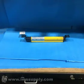 440L-T4J0320YD ALLEN BRADLEY Light Curtain Transmitter Usip