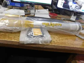 60036-9617 DURALITE General Light Mount Clips Nos