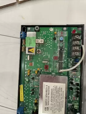 GEM-RECV-XP8 GEMINI Napco Wireless Crystal Controlled #3