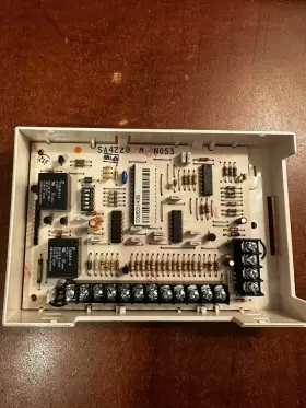 4229 HONEYWELL Ademco Expansion Module #2