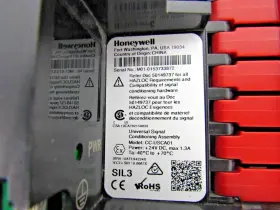 CC-USCA01 HONEYWELL Signal Conditioning #2