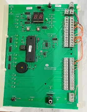 FA464D INOVONICS Channel Wireless Receiver #3