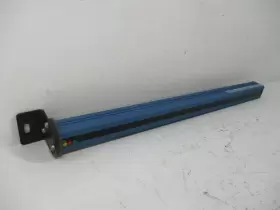 MG-20-AB-05-PT-SMB PINNACLE Microguard Emitter Light Curtain #3