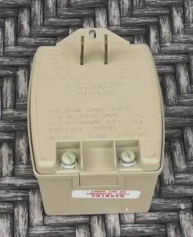 1361 PITTWAY Plug Transformer