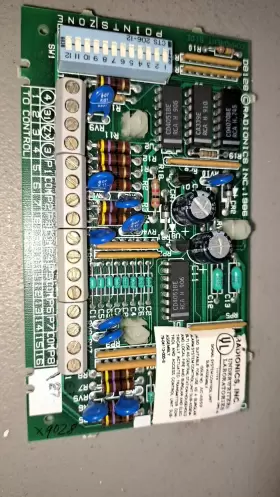 D8128 RADIONICS Expander Zone Moduale #2