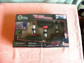 37008 SAKAR INDUSTRIES Matrix Zone Trip Wire Alarm
