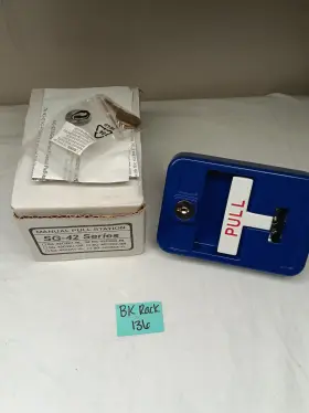 SG-42CXK2-BL SIGCOM Manual Station
