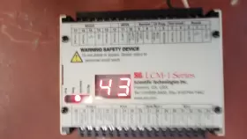 70116-1000 STI Safety Light Curtain Controller Scientific