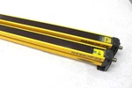 Banner Engineering Slsr30-1200q8 Receiver Slse30-1200q8 Emitter Light Curtain. Fixed Price $700.00.