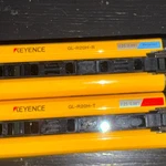 Keyence Gl-r20h-r & Gl-r20h-t Safety Light Curtain Sensor Receiver Transmitter. Fixed Price $500.00.